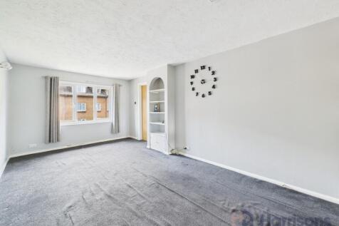 Barkers Court, Sittingbourne, Kent... 2 bed penthouse for sale