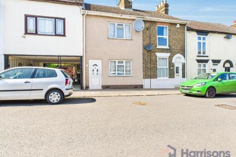 Charlotte Street, Sittingbourne... 2 bed terraced house for sale