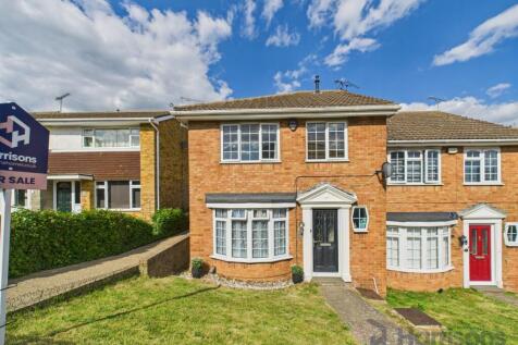 Norwood Walk, Sittingbourne, ME10 1QF 3 bed end of terrace house for sale