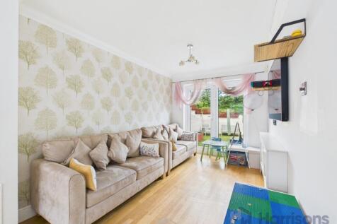 Norwood Walk, Sittingbourne, ME10 1QF 3 bed end of terrace house for sale