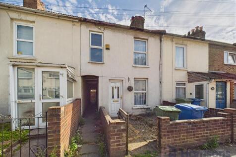 Shortlands Road, Sittingbourne, Kent... 2 bed terraced house for sale