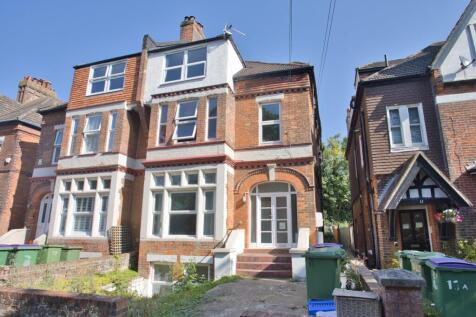Kingsnorth Gardens, Folkestone, Kent... 1 bed flat for sale