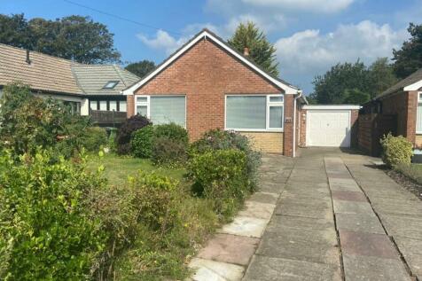 4 bedroom detached bungalow for sale