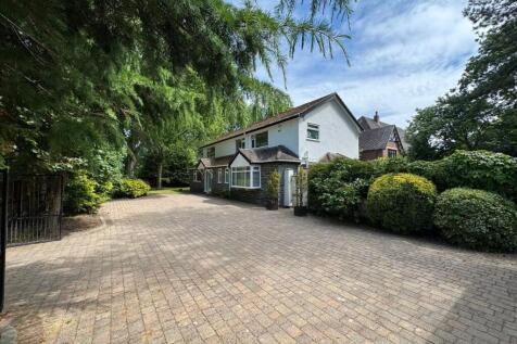 5 bedroom detached house for sale