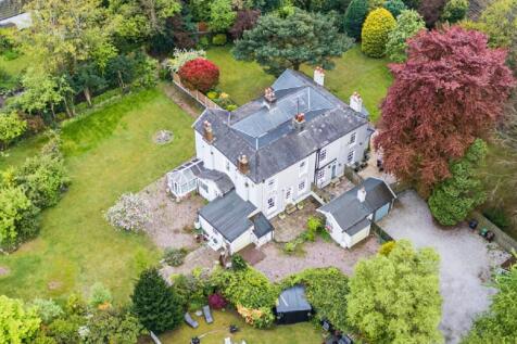 Freshfield Road, Formby, Liverpool, L37 3 bed property with land for sale