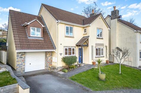 5 bedroom house for sale