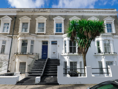 7 bed property, in Loftus Road, £1,450,000