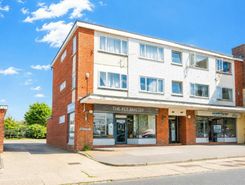 2 bed property, in High Street, £155,000