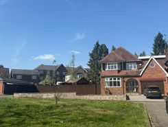 4 bed property, in Broad Lane, £550,000