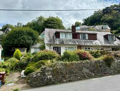 2 bed property, in Derwen, £175,000