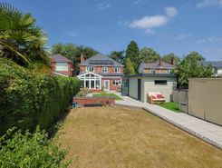 4 bed property, in Stourport-on-severn DY13, £630,000