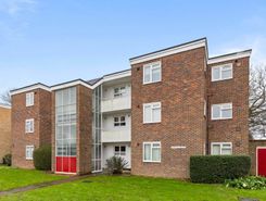 2 bed property, in Jupps Lane, £180,000