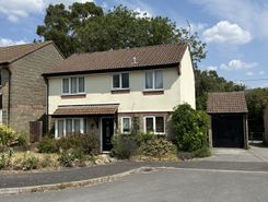 4 bed property, in Harford Close se, £399,500