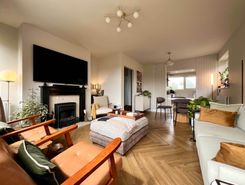 2 bed property, in Plaistow Road, £325,000