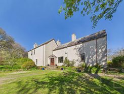 4 bed property, in Lybster House, £470,000