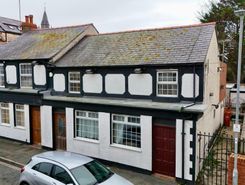 4 bed property, in The Whitehorse, £160,000