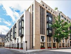 1 bed property, in Lincoln Square, £2,000,000