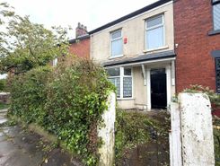 4 bed property, in Hope Terrace, £180,000