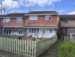 2 bed property, in Hylder Close, £188,000