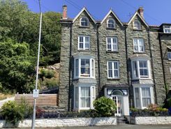 13 bed property, in Bryn Teg Hotel, £400,000