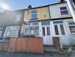 2 bed property, in King William Street, £80,000