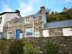 2 bed property, in Alpha Cottage, £210,000