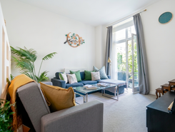2 bed property, in Queens Gardens, £1,075,000