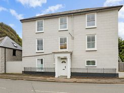 12 bed property, in Alphington, £995,000