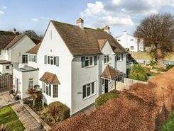 6 bed property, in Southdowns Road, £700,000
