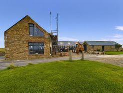 2 bed property, in Bankburn, £375,000