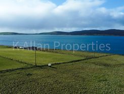 Studio, in Parcels Of Land, £25,000