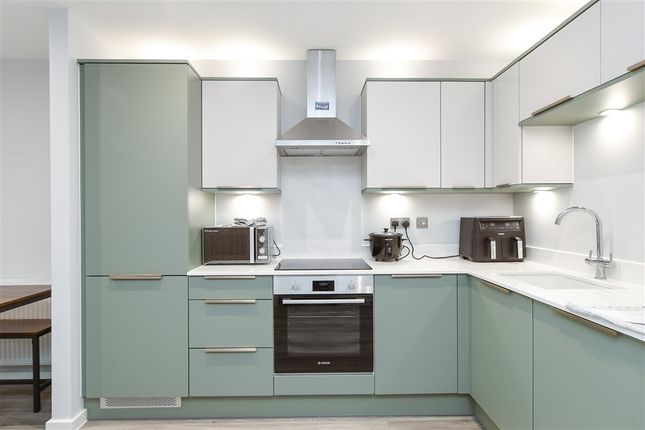 1 bed property, in St. John's Road, £250,000