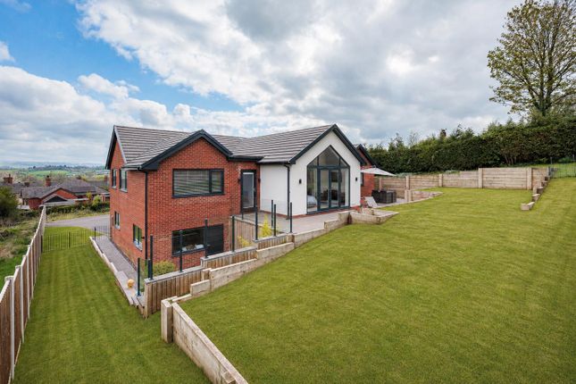 4 bed property, in Harewood Close, £650,000