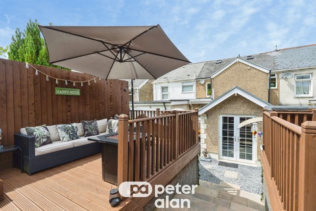 3 bed property, in Cefn Yr Allt, £210,000