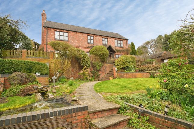 3 bed property, in Frith Common, £500,000