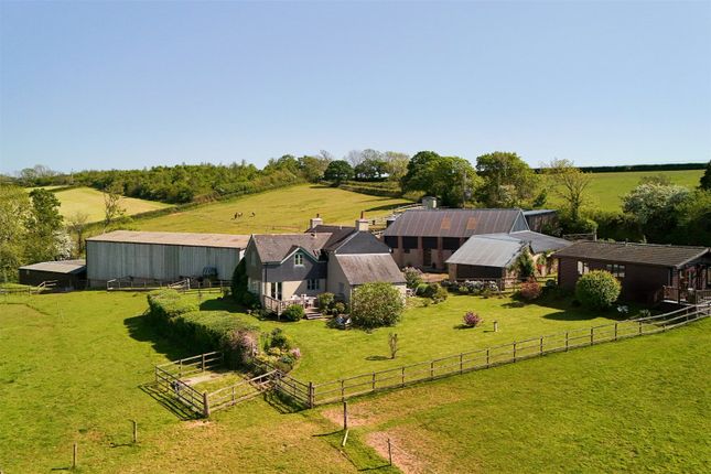 6 bed property, in 23.37 Acres - Modbury, £1,500,000