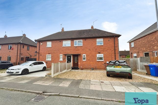 2 bed property, in Ladybank Grove, £160,000