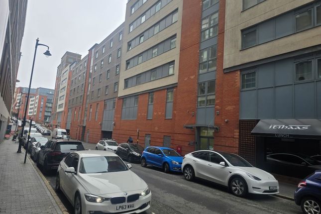 1 bed property, in Apartment 607 Islington Gates, £60,000