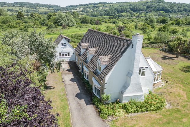 5 bed property, in Bentham Lane, £750,000