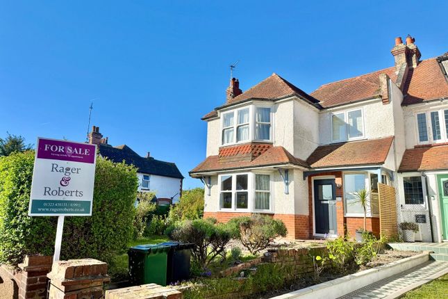 4 bed property, in Victoria Drive, £595,000