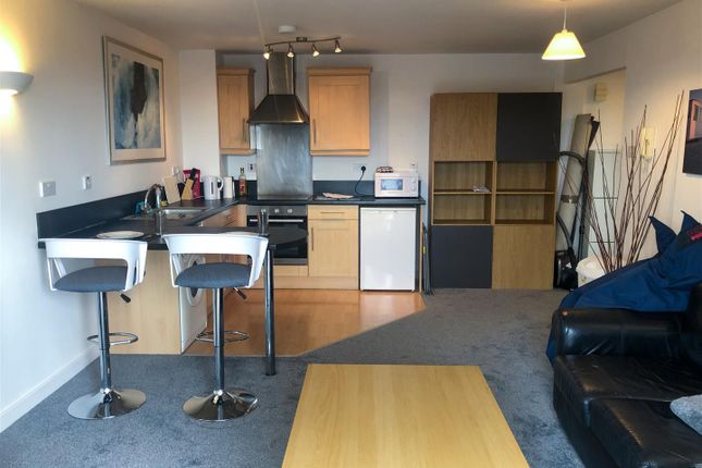 2 bed property, in Derby Road, £135,000