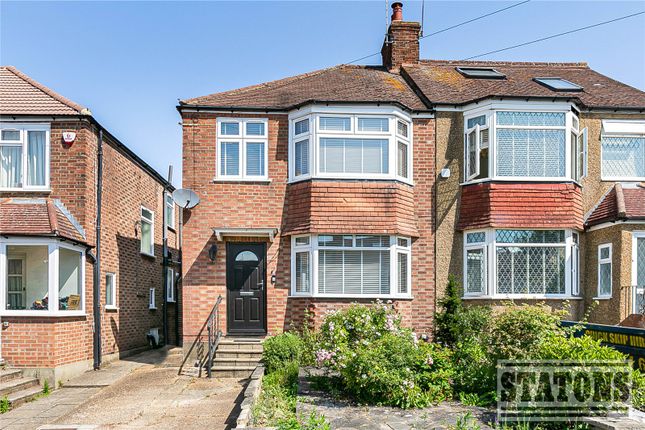 3 bed property, in The Linkway, £750,000
