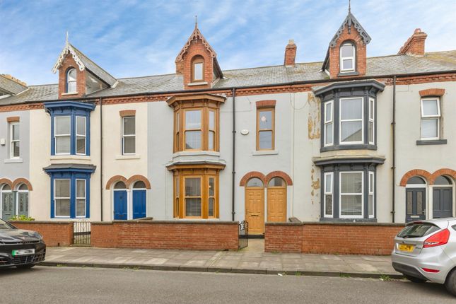 3 bed property, in Montague Street, £180,000