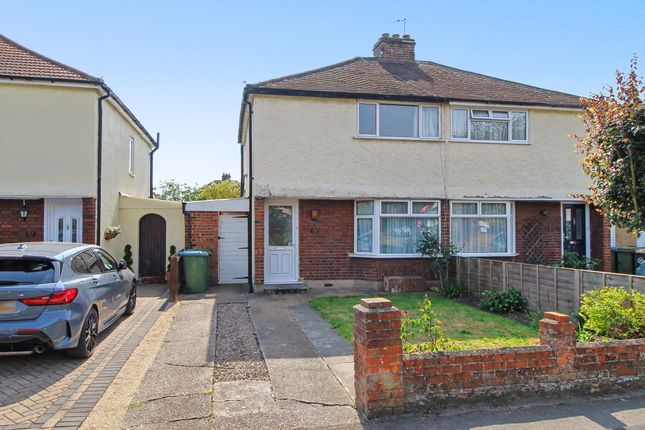 4 bed property, in Molesey Road, £495,000
