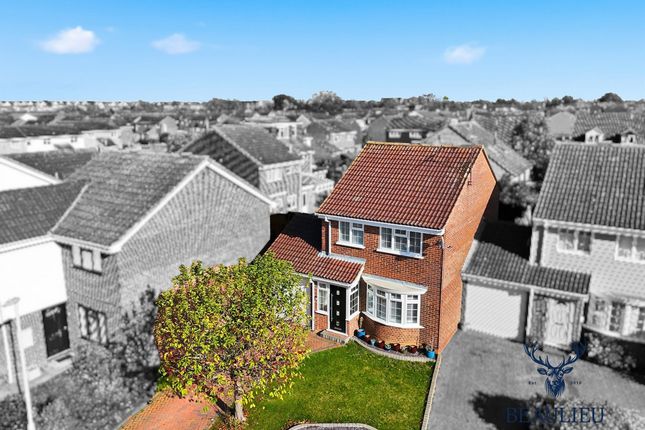 3 bed property, in Stirrup Close, £449,995