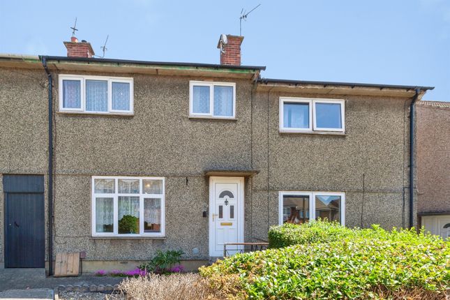 3 bed property, in St. Austell Road, £230,000