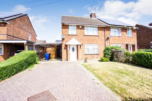 3 bed property, in Middlecroft Road South, £150,000