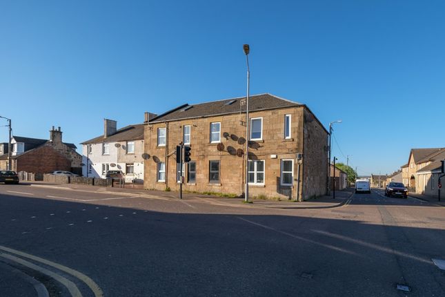 1 bed property, in Hamilton Street, £50,000