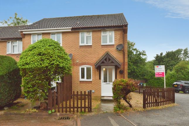 1 bed property, in Lastingham Grove, £250,000