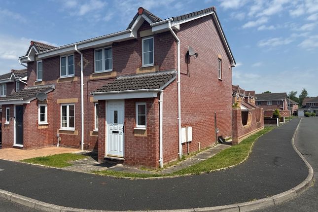 3 bed property, in 54 Watermans Walk, £75,000